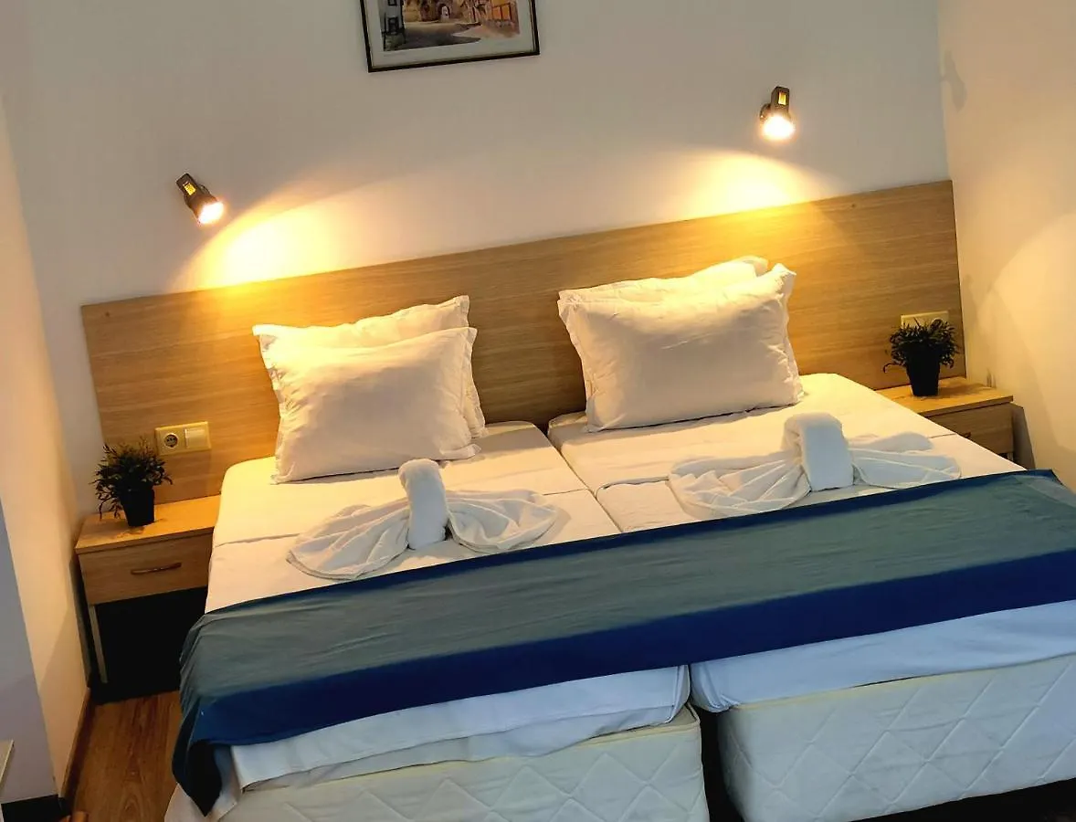 Hotel Largo Beach Sunny Beach 3*,  Bulgaria